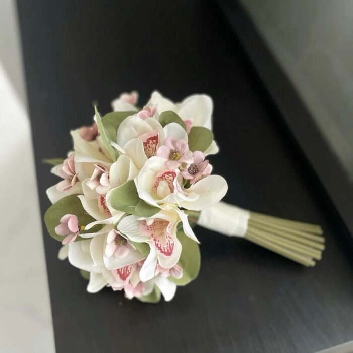 ⁦مسكة الاوركيد الصناعي⁩ - الصورة ⁦1⁩