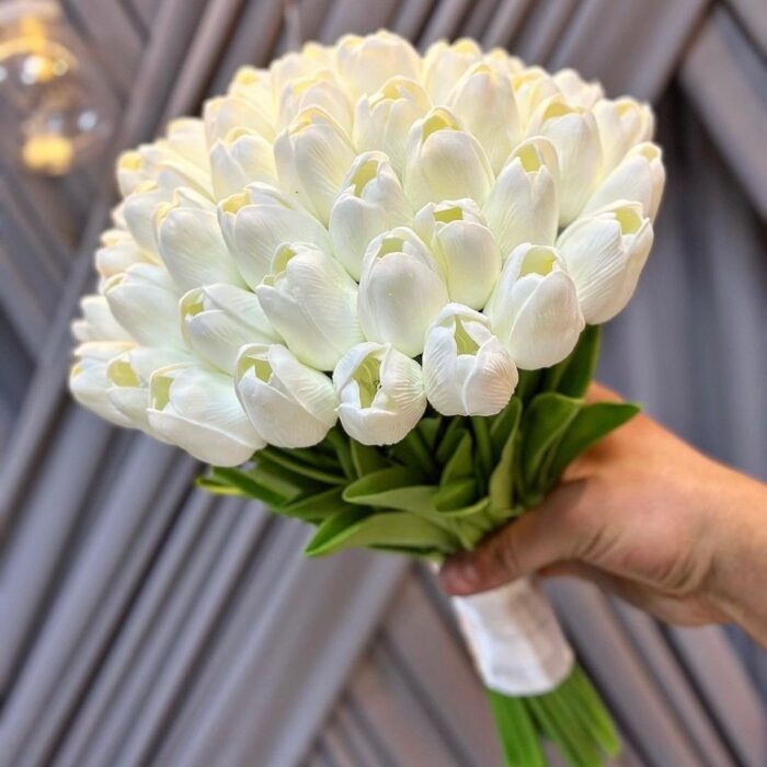 ⁦مسكة التوليب اللطيف⁩ - الصورة ⁦1⁩