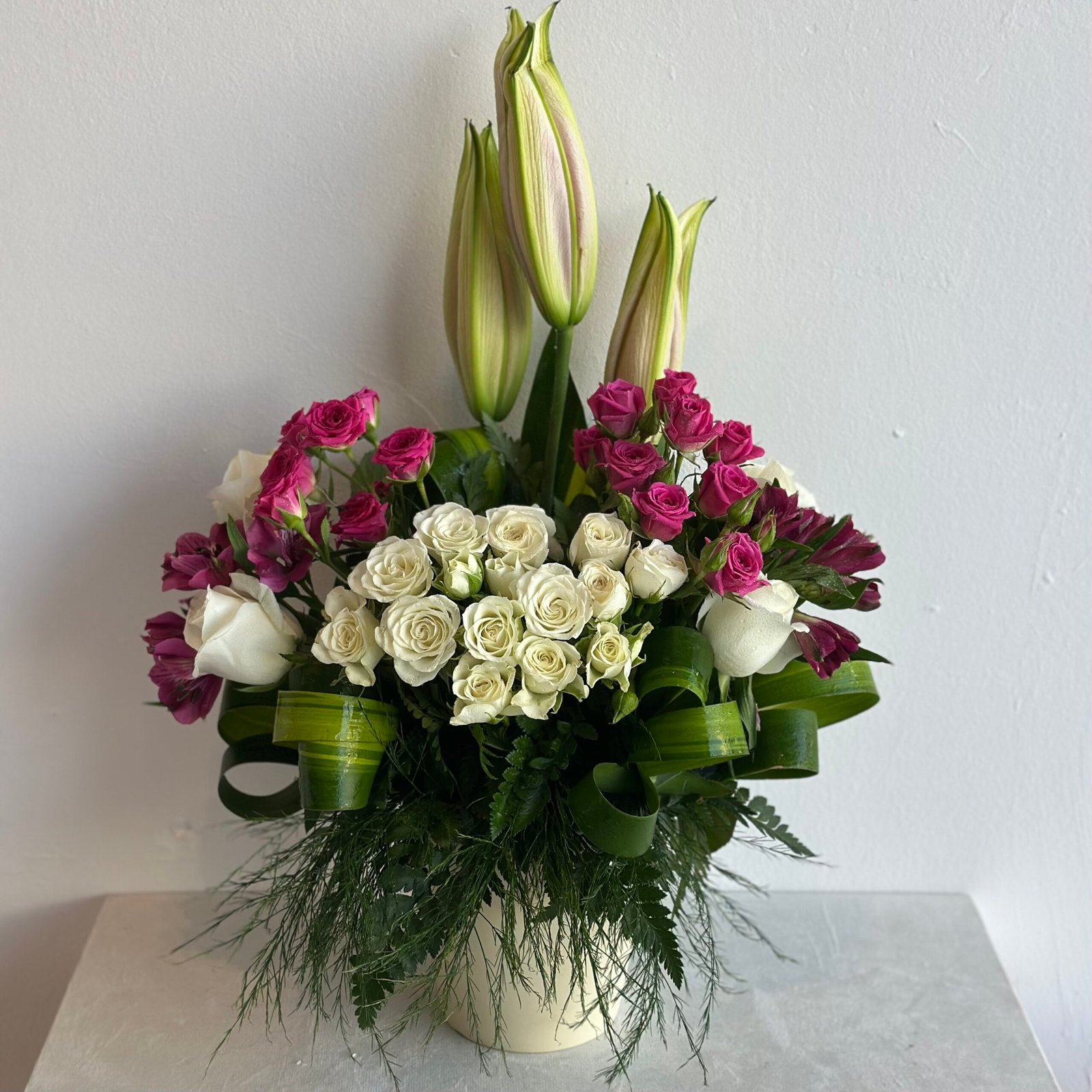 IMG_9504-scaled-1.jpeg مزهرية البساطه - الصورة 1